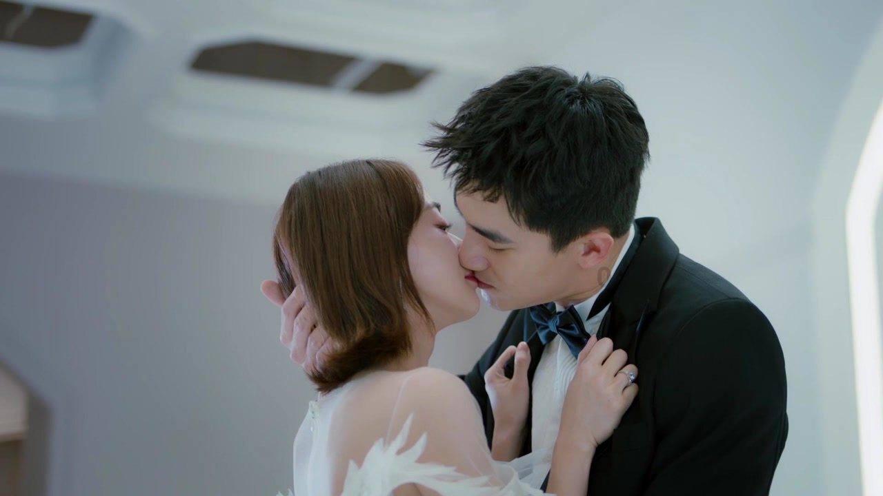 探索女生恋爱时的真实心理:热门话题 | 女生恋爱时的真实心理:社区讨论平台